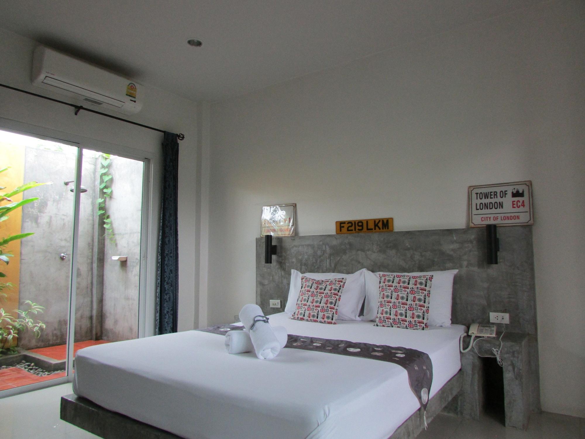 The Park Drive-Thru Check-In Resort Bangkok Exterior foto
